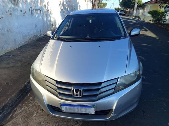 HONDA CITY 1.5 LX 16V FLEX 4P AUTOMÁTICO HONDA CITY 1.5 LX 16V FLEX 4P AUTOMÁTICO
